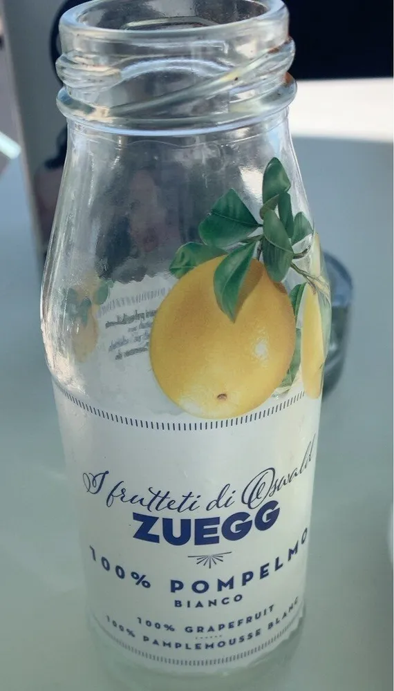 Jus de pamplemousse blanc