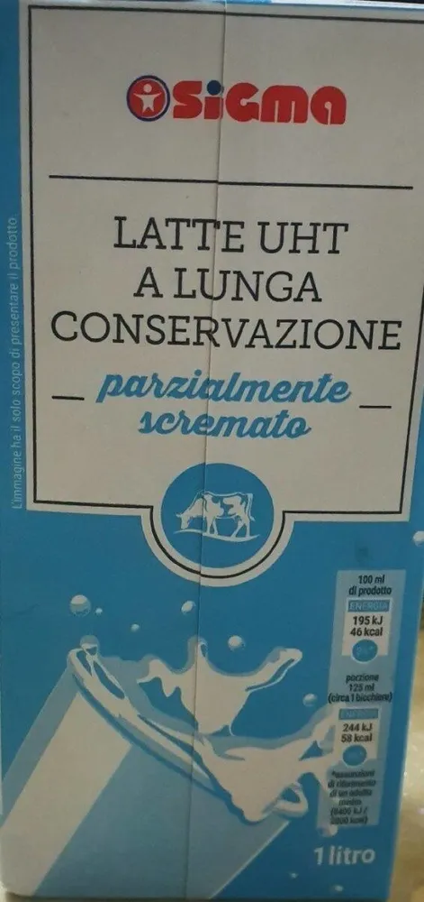Latte uht parzialmente scremato