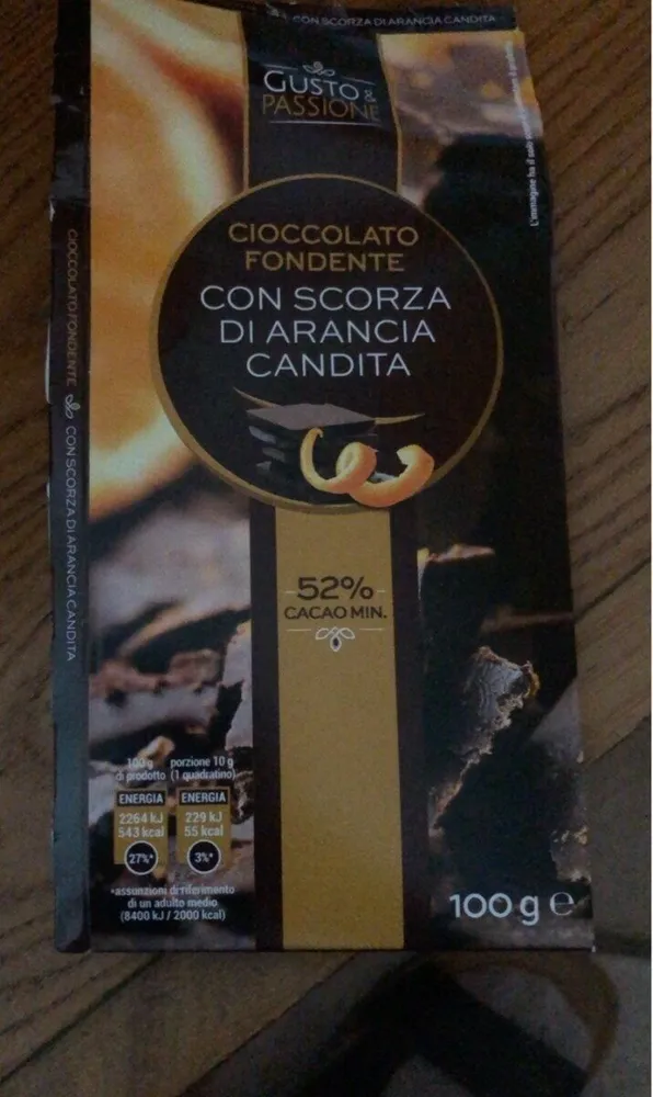 Cioccolato fondente con scorza di arancia candita