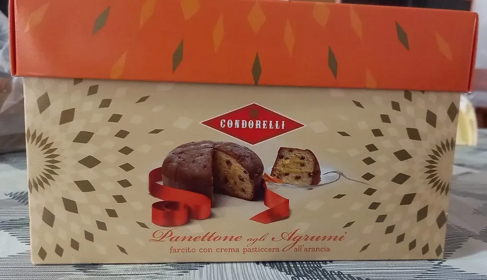 Panettone agli agrumi