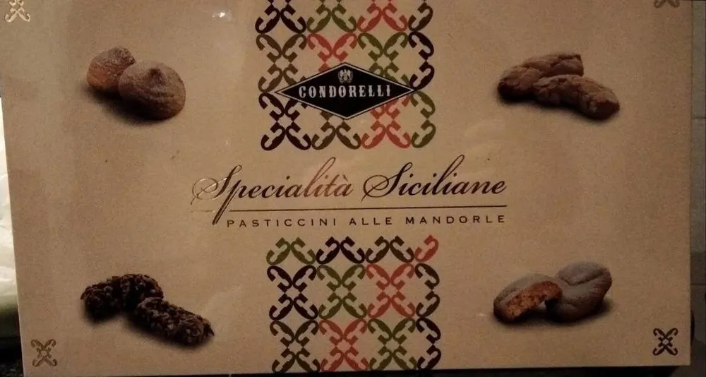 Specialità Siciliane pasticcini alle mandorle
