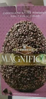 Magnifico uovo pralinato a mano