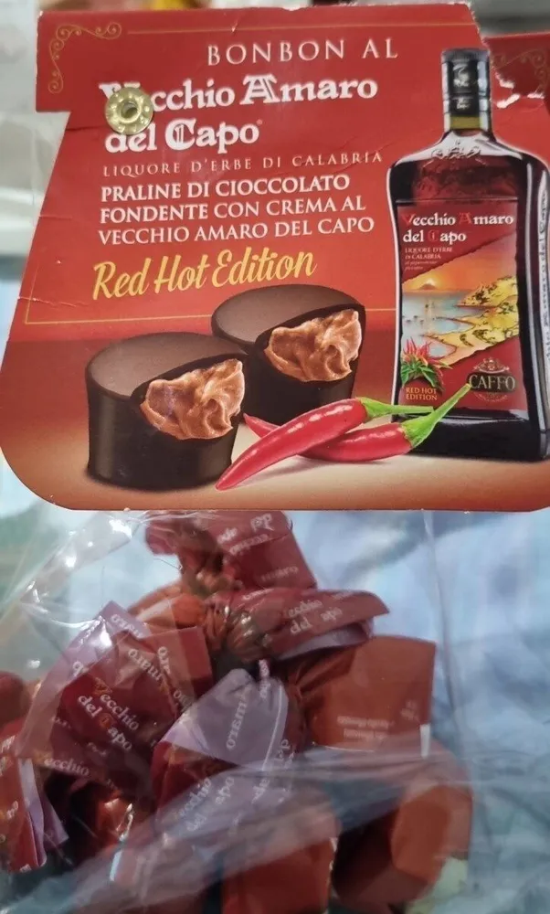 Bon bon cioccolato fondente red hot edition