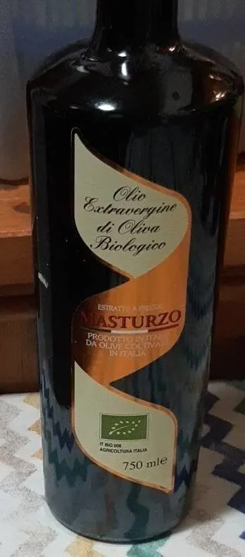 Olio extravergine di oliva biologico