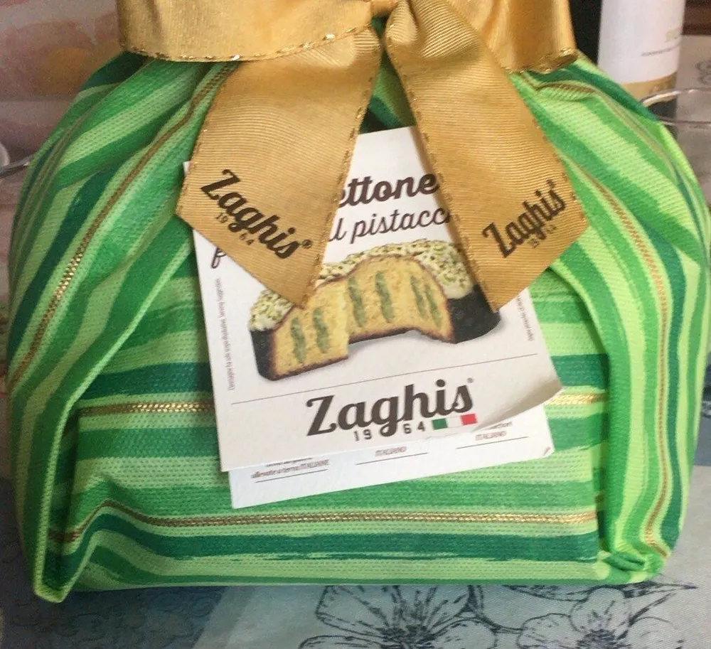 Panettone al pustacchio