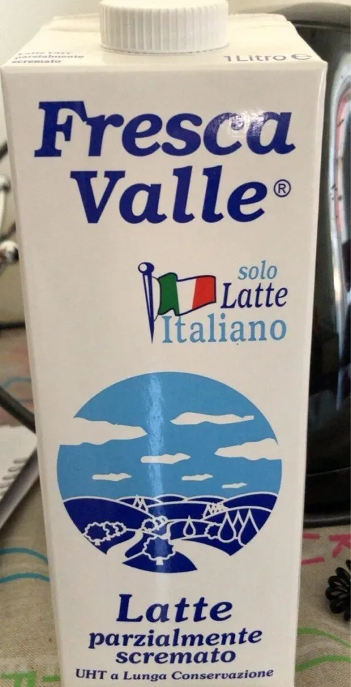 Latte parzialmente scremato