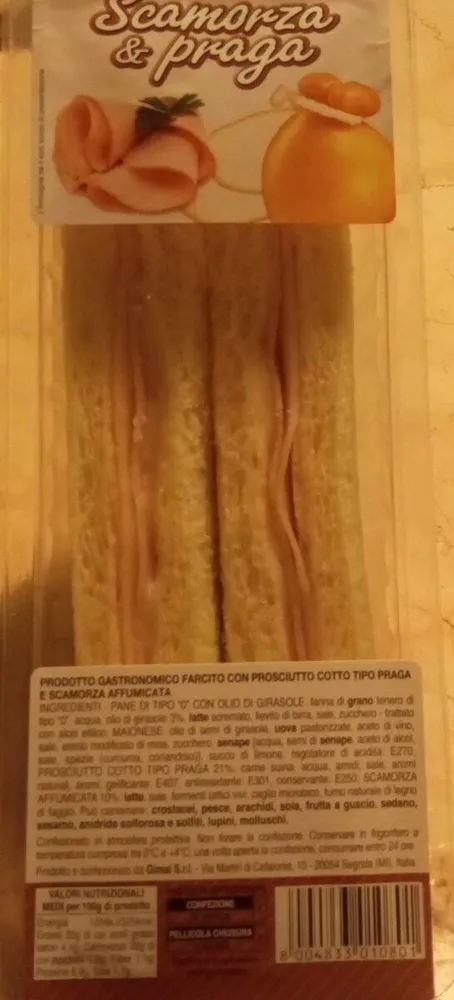 Tramezzino con prosciutto di Praga e Scamorza