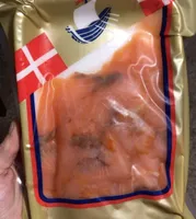 Ritagli di salmone affumicato norvegese