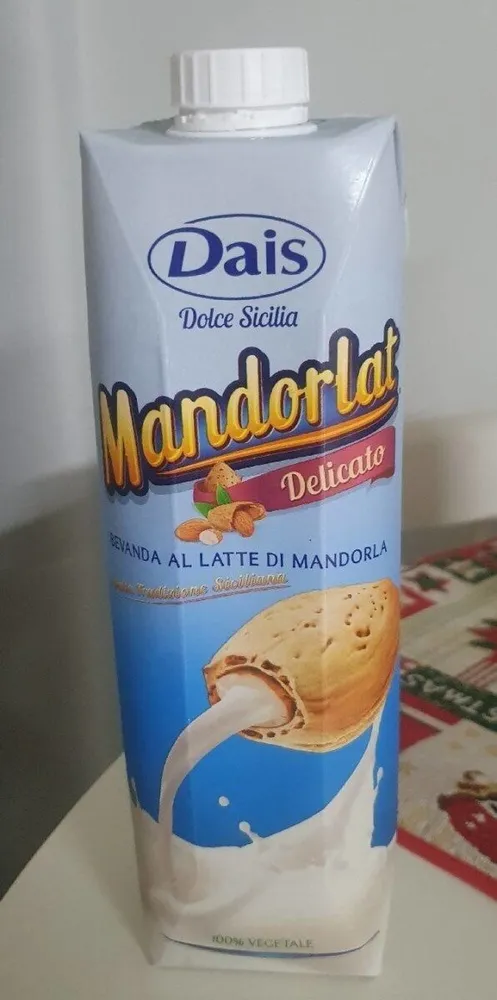 Mandorlat delicato Dais