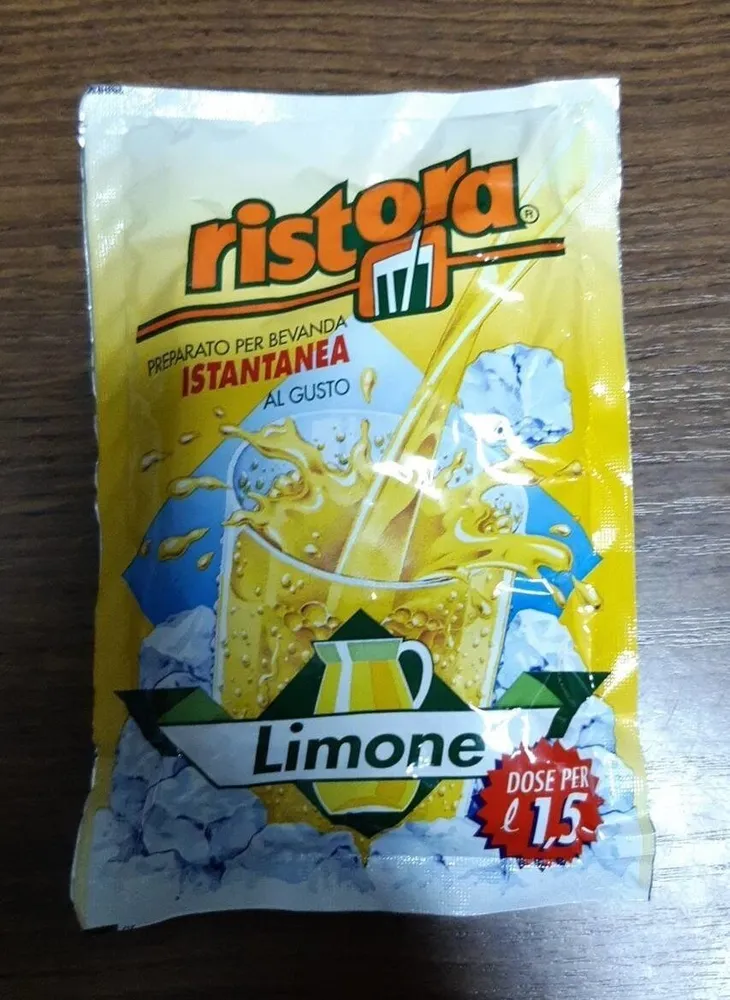 Preparato per bevanda istantanea al gusto limone