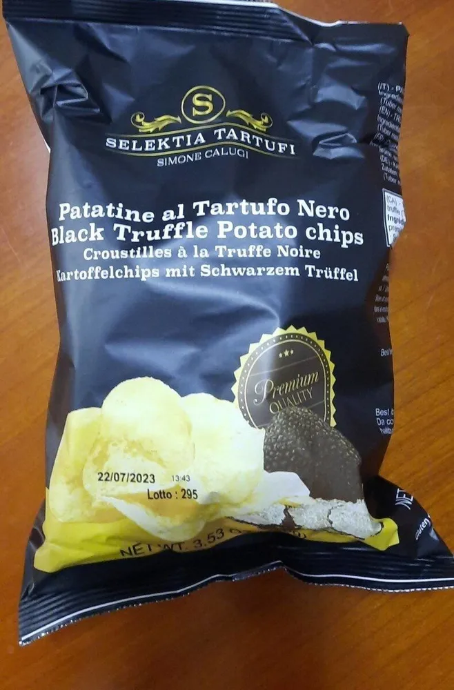 Patatine sl tartufo nero