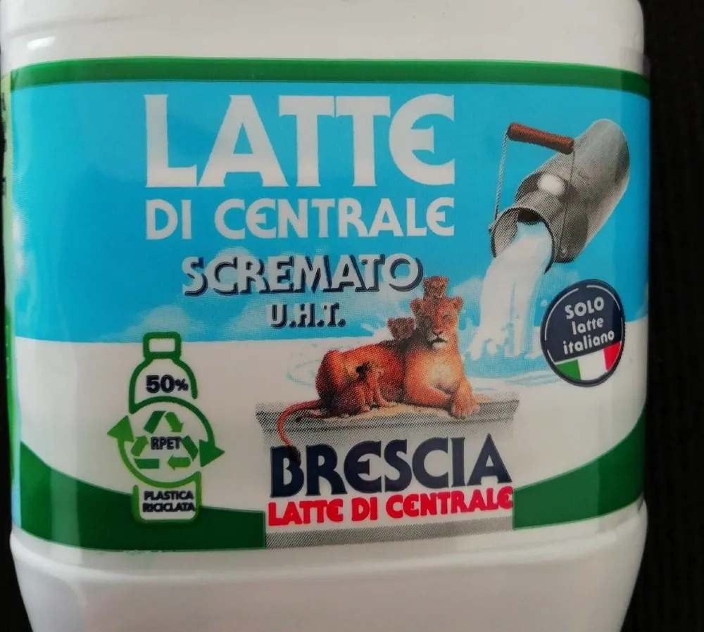 Latte di centrale scremato