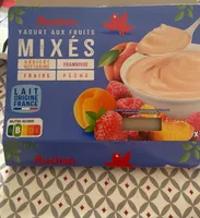 Yaourt aux fruits mixés — abricot nectarine, framboise, fraise, pêche