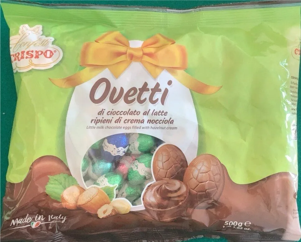 ovetti di cioccolato al latte ripieni di crema di nocciola