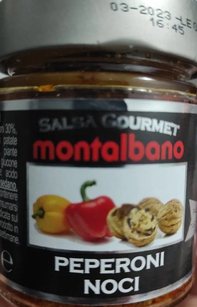 Salsa peperoni noci