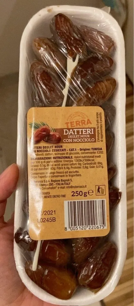 Datteri con nocciolo