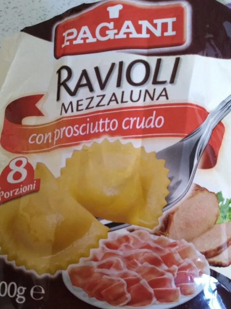 Ravioli mezzaluna