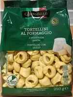 Tortellini al formaggio z dodatkiem serów