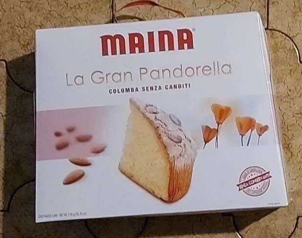 La gran Pandorella colomba senza canditi