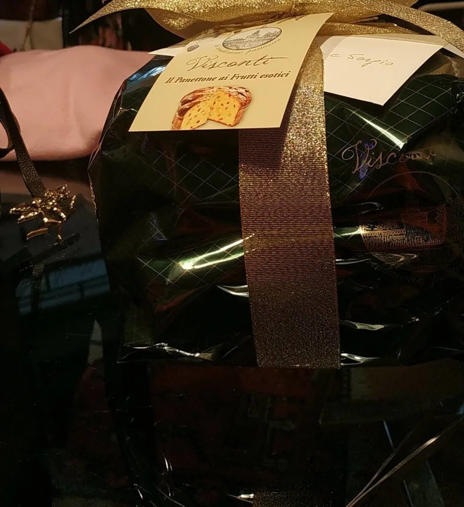 Panettone ai frutti esotici