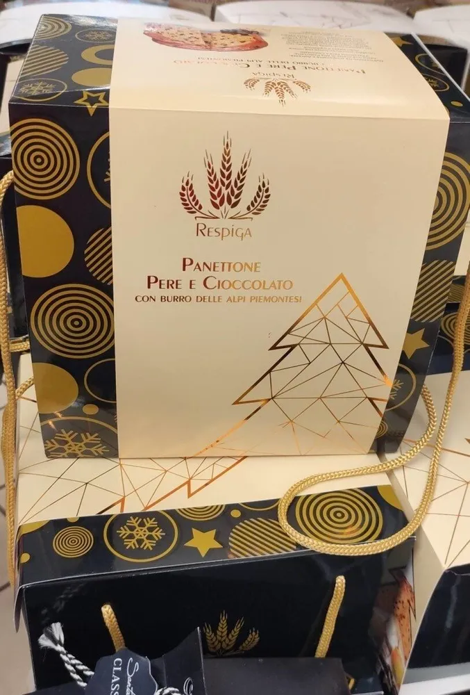 Panettone pere e cioccolato