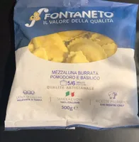Mezzaluna burrata pomodoro basilico