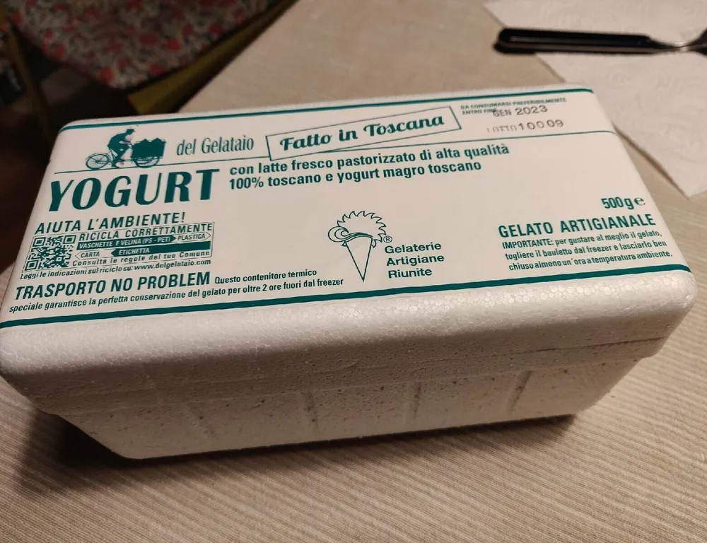 Gelato yogurt magro