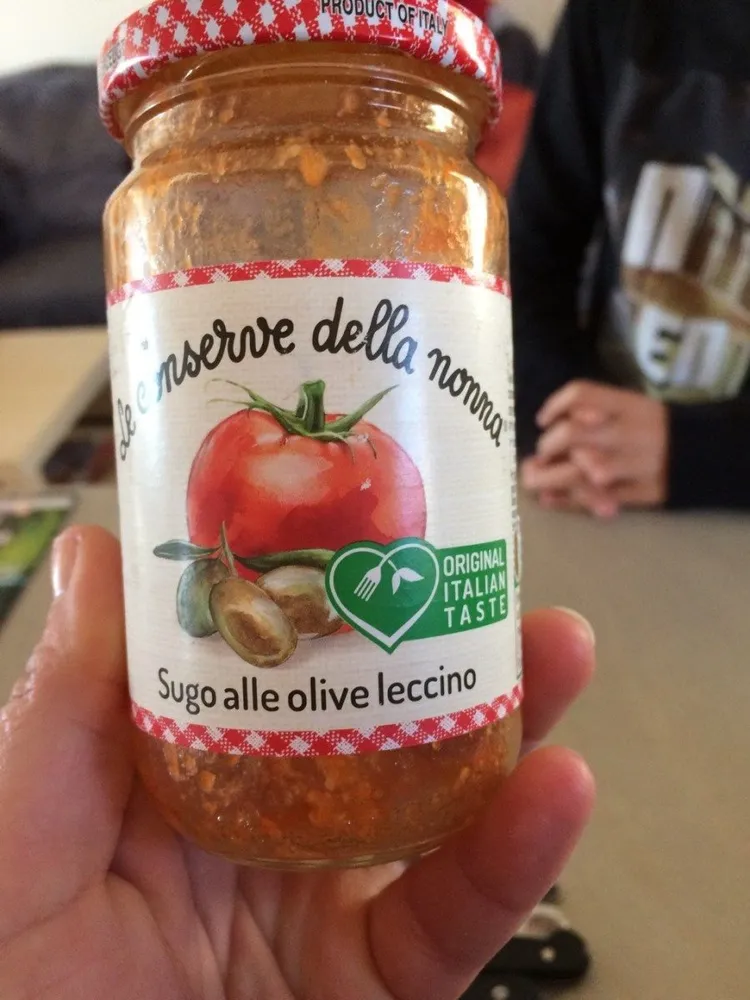 Sugo alle olive lecino