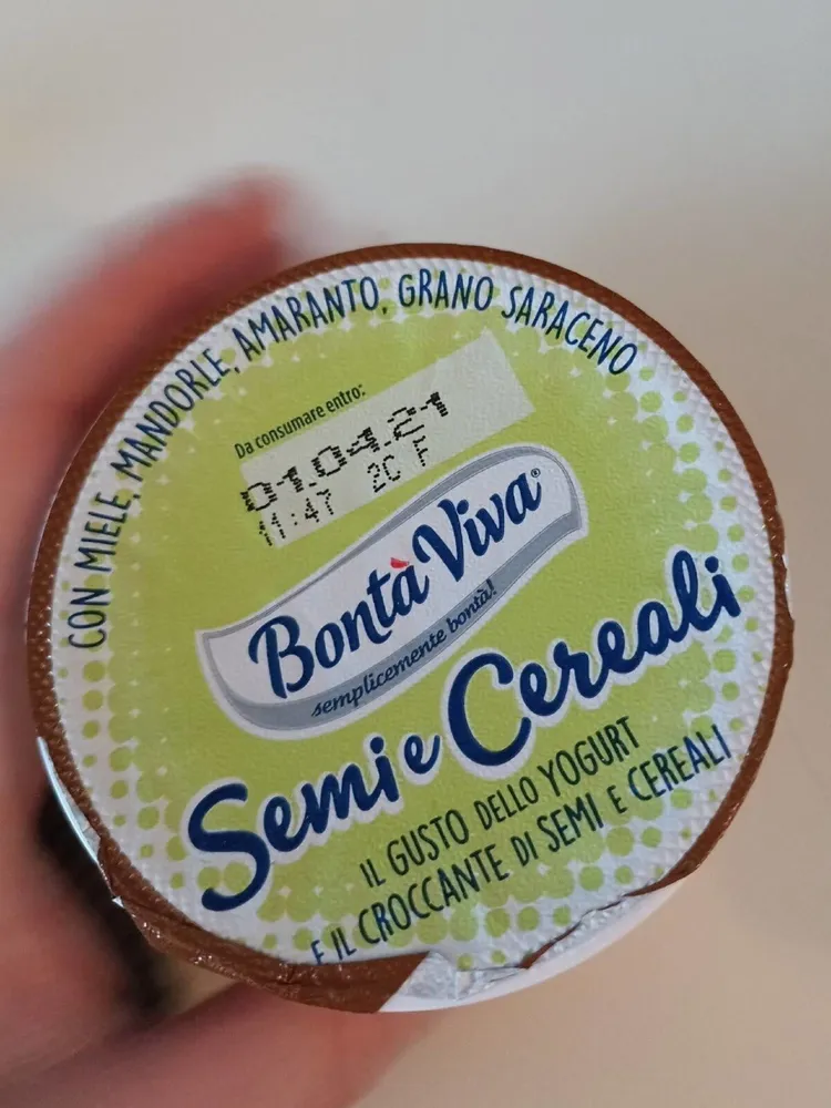 Yogurt semi e cereali