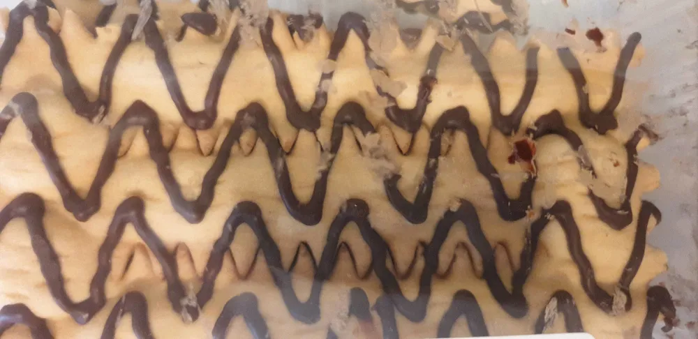 Chiacchiere decorate con cacao