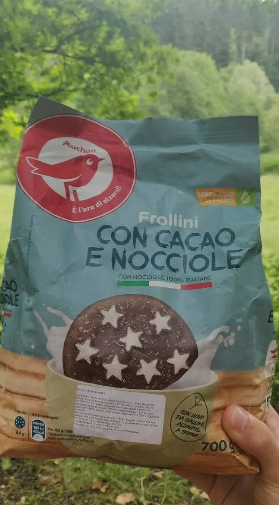 Frollini con cacao e nocciole