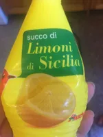 Succo di limoni di sicilia