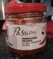 Peperoncino piccante in olio extravergine di oliva