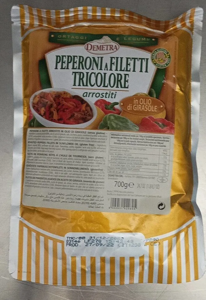 Peperoni a filetti tricolore arrostiti