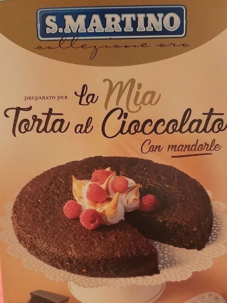 La mia torta al cioccolato con mandorle