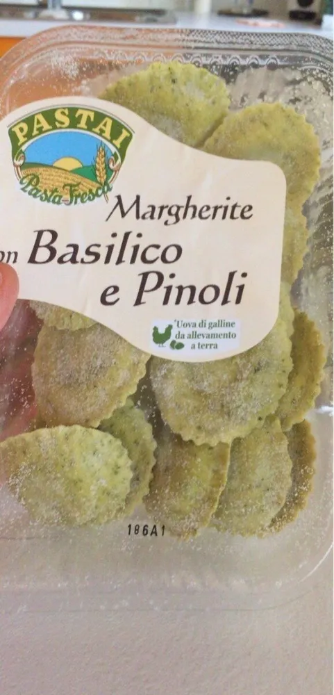 Margherite con basilico e pinoli