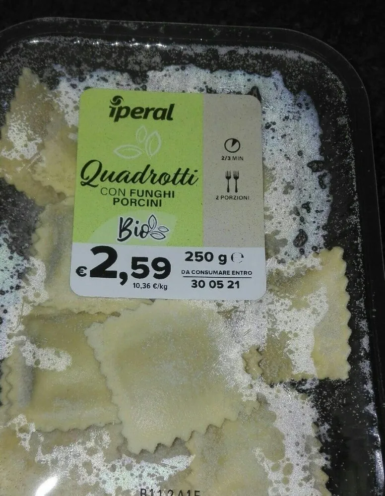 Quadrotti con funghi porcini