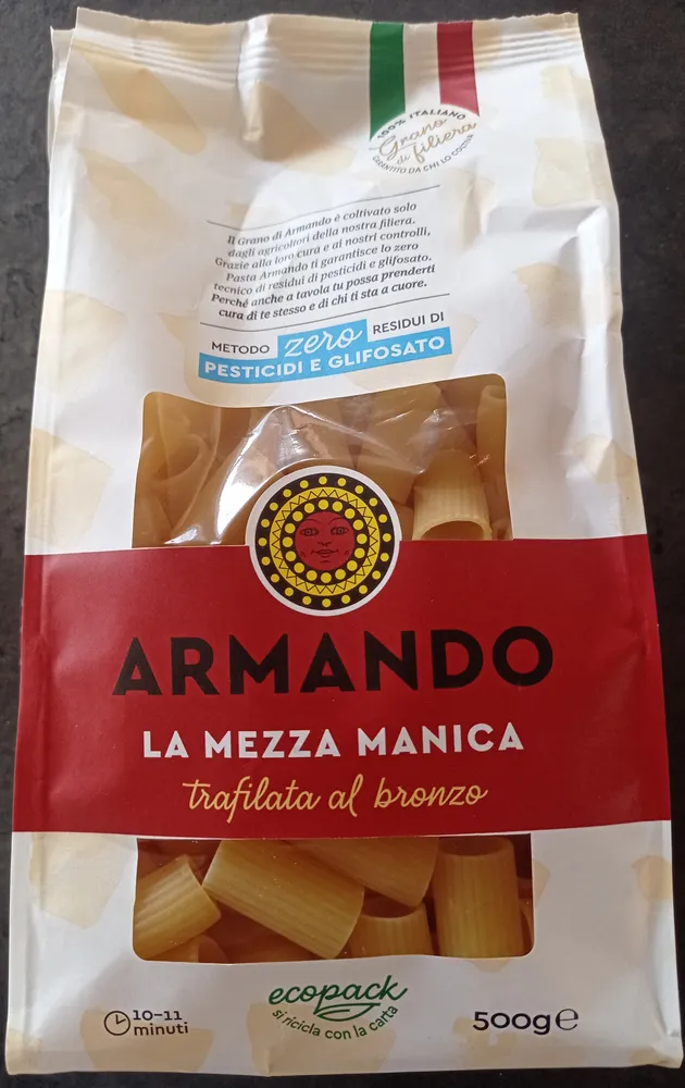 La mezza manica