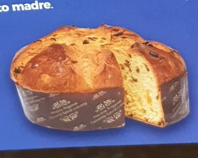 Panettone milanese
