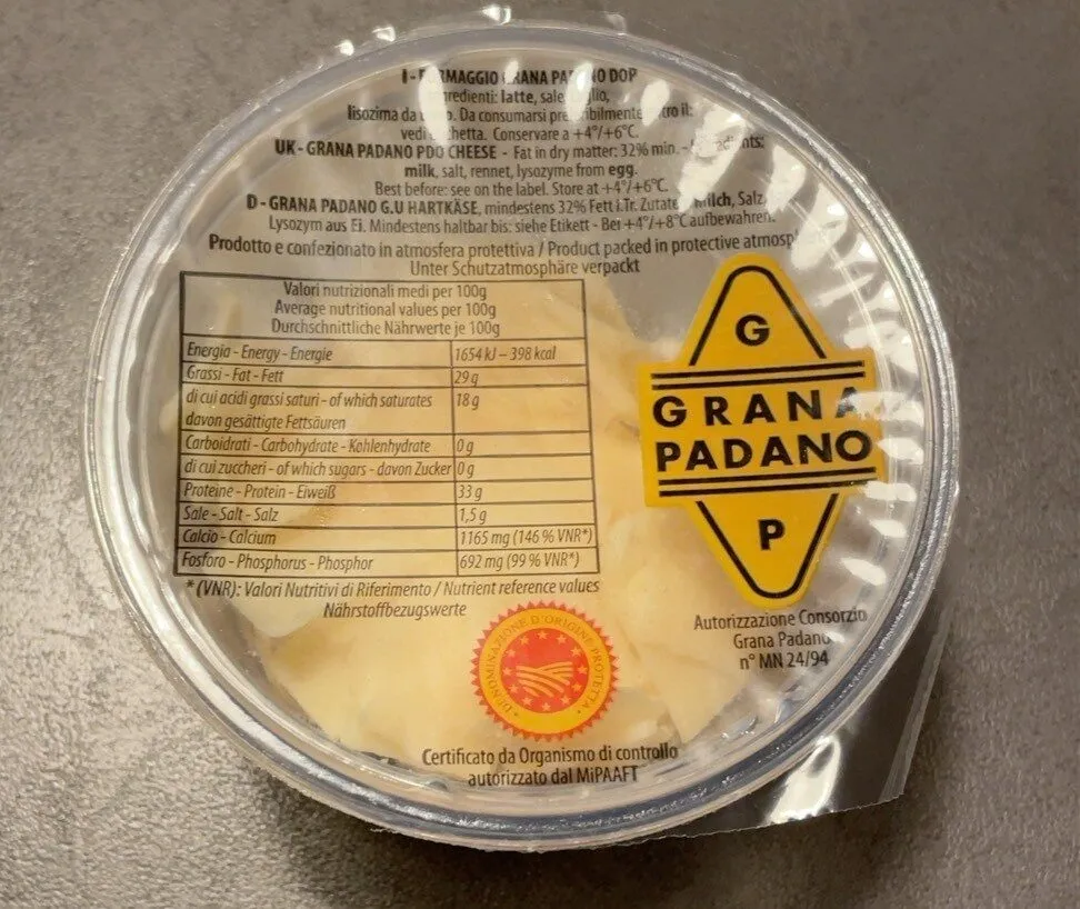 Formaggio grana padano dop