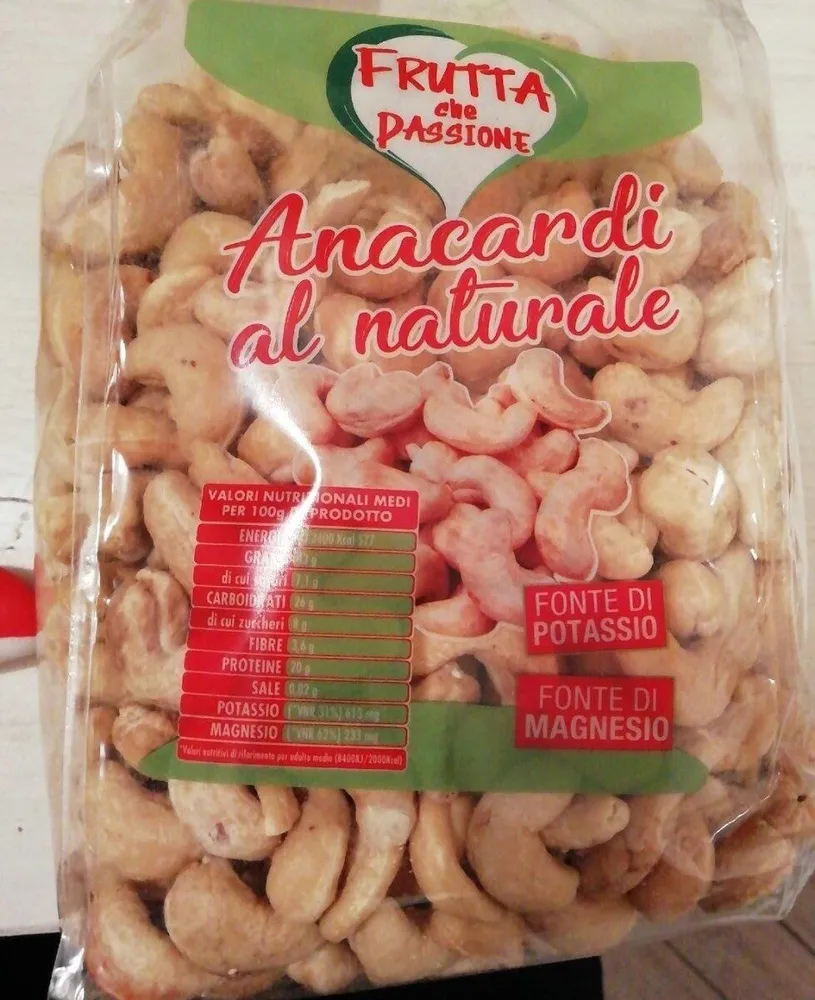 Anacardi al naturale