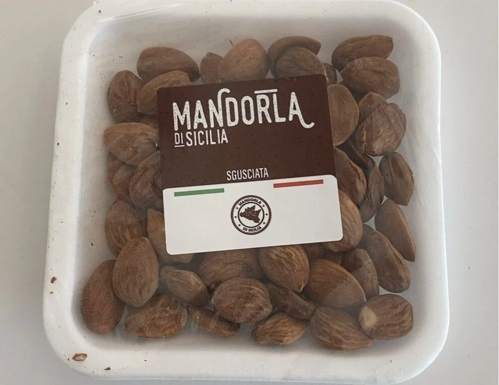 Mandorle sgusciate di sicilia
