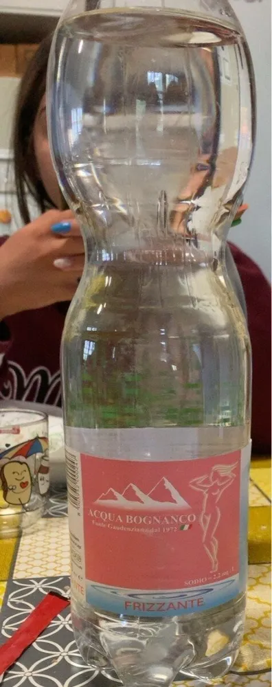 acqua di bognanco frizzante