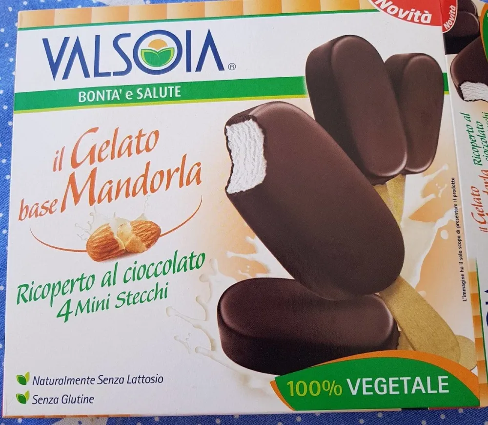 Il Gelato base Mandorla Ricoperto al cioccolato 4 Mini Stecchi