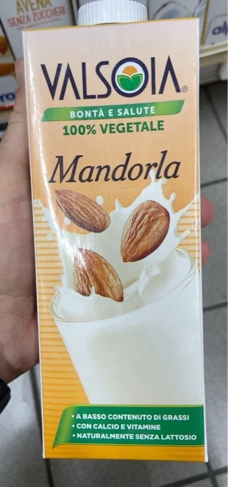 Latte mandorla