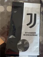 Ovetti di cioccolato con ripieno alla nocciola