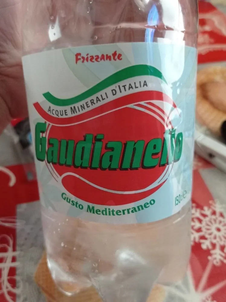 Acqua frizzante