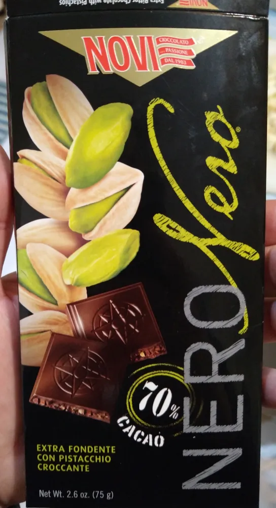 Nero nero pistacchio