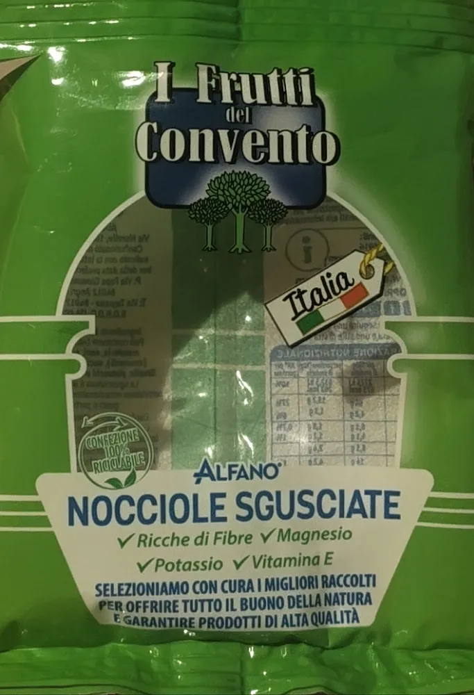 Nocciole sgusciate