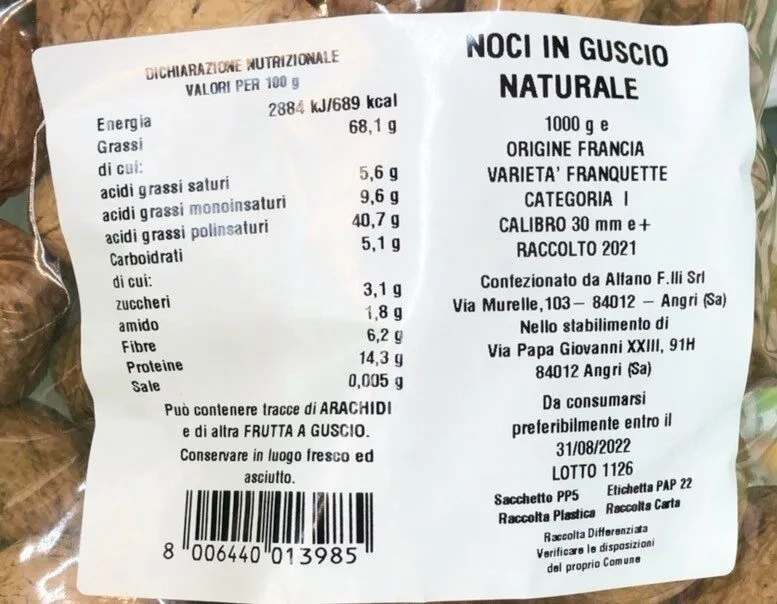 Noci in guscio naturale